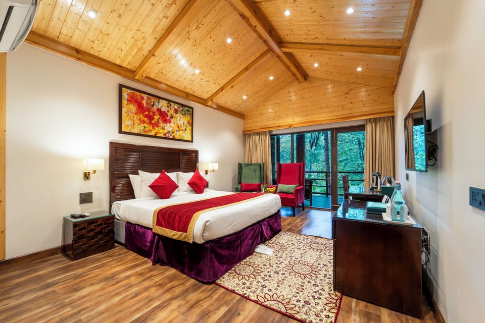 Premium bedding, minibar, in-room safe, laptop workspace