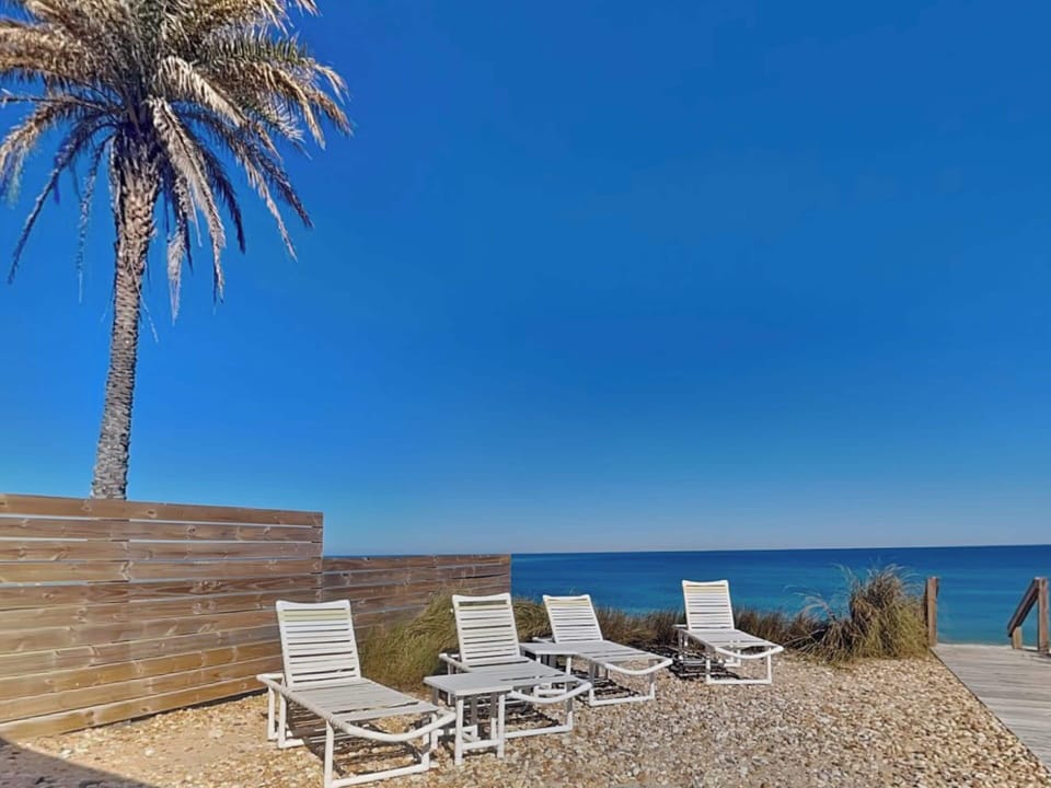 House (3 Bedrooms) | Property amenity
