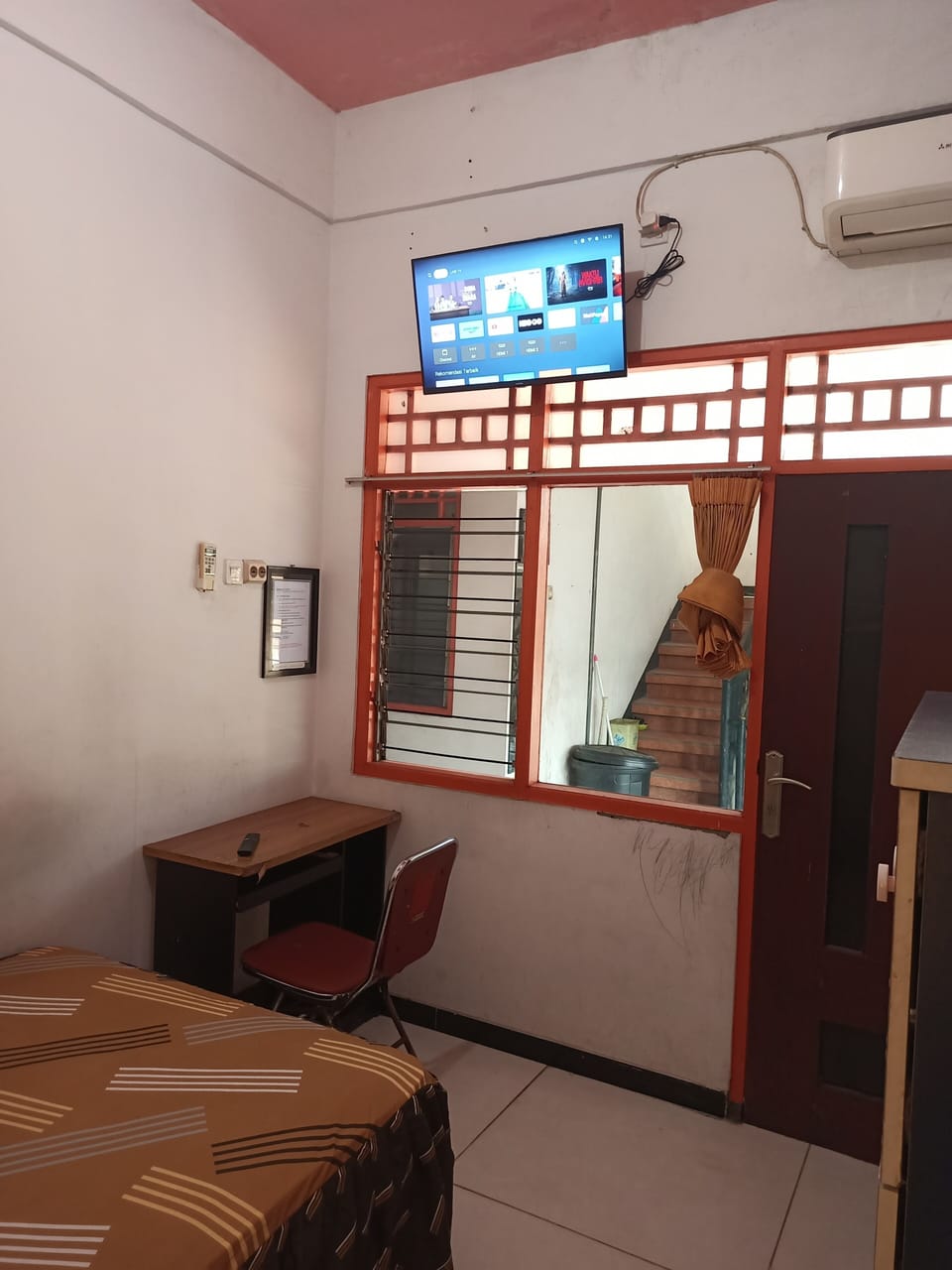 Standard Room | Desk, free WiFi