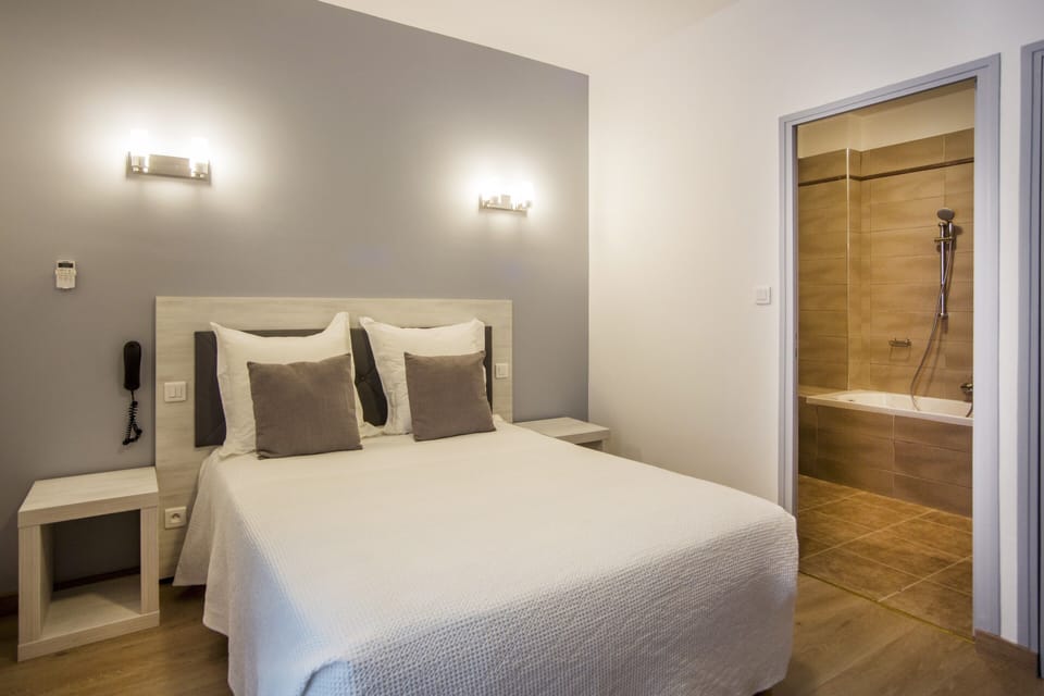 Superior Room, Balcony | Premium bedding, desk, blackout drapes, bed sheets