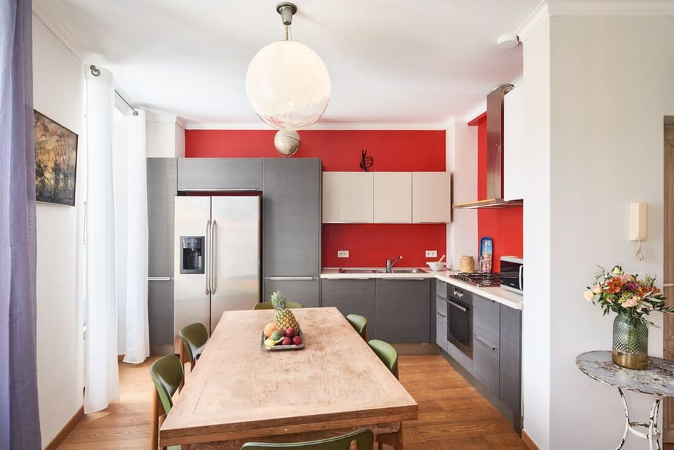 Modern Kitchen with American fridge