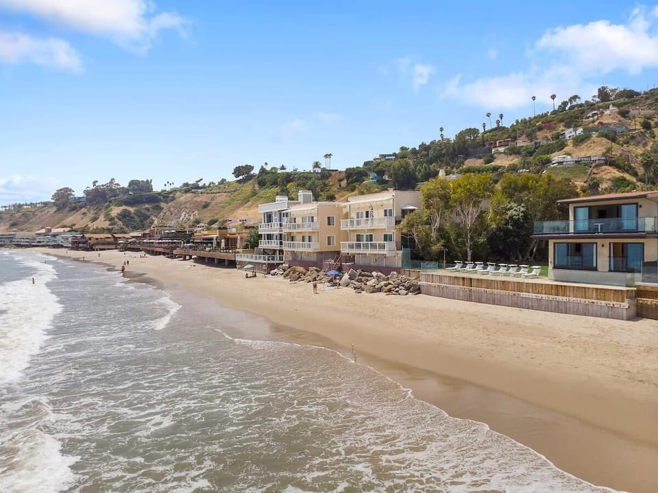 Located on the strip of desirable Carbon Beach, walk on the sand to your favorite restaurants nearby