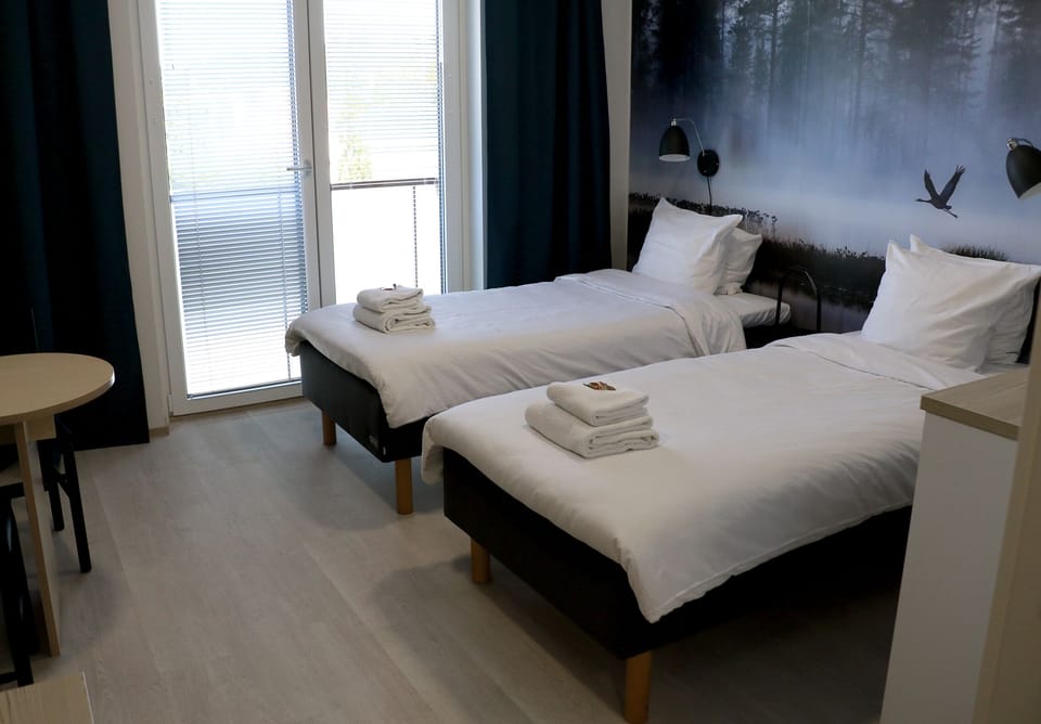 Double Room | Desk, free WiFi, bed sheets