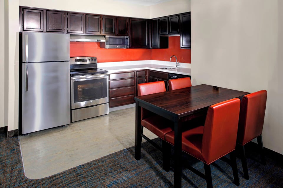Suite, 2 Bedrooms, Fireplace | Private kitchen | Fridge, microwave, dishwasher, coffee/tea maker