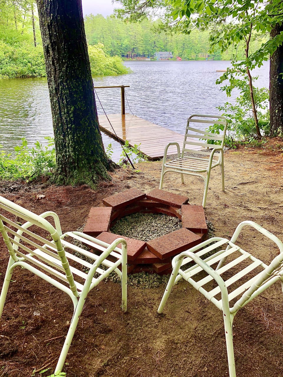 Fire pit at the water’s edge 
