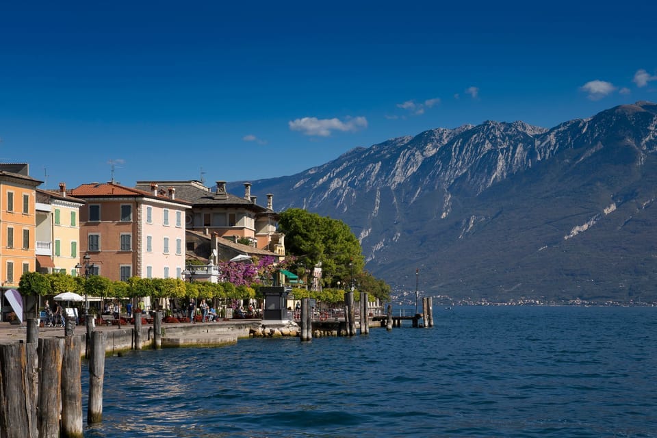 The promenade along Lake Garda