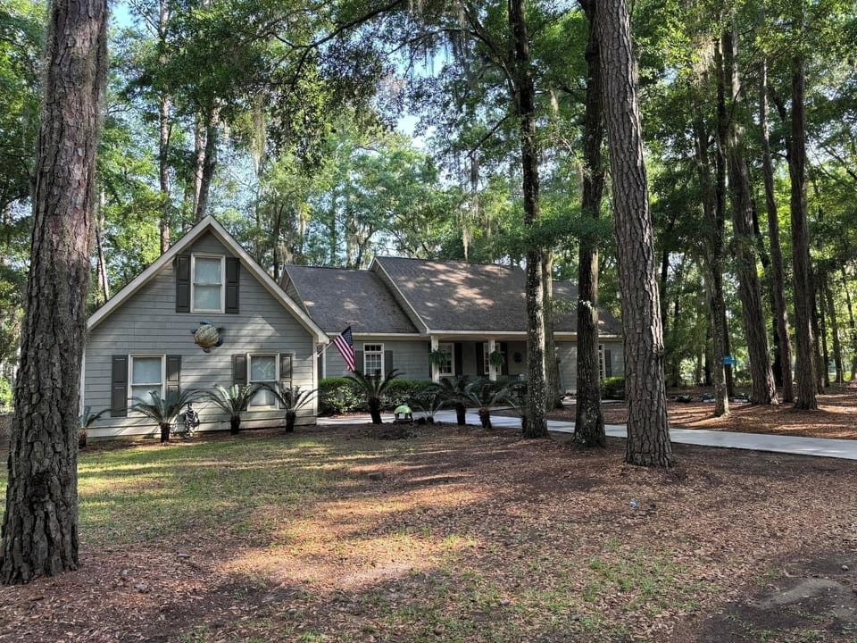 Front view of vacation home