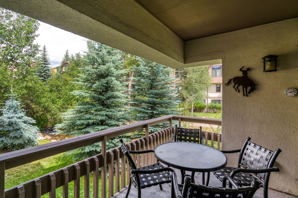 Deck Seating Area