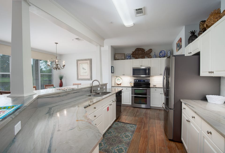 Fully stocked updated Kitchen