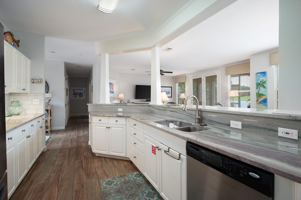 Fully stocked Kitchen