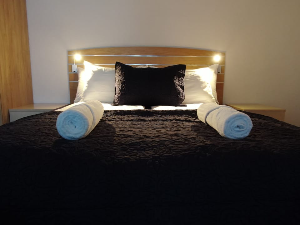 Panoramic Double Room, 1 King Bed with Sofa bed, Sea View | Premium bedding, minibar, desk, laptop workspace
