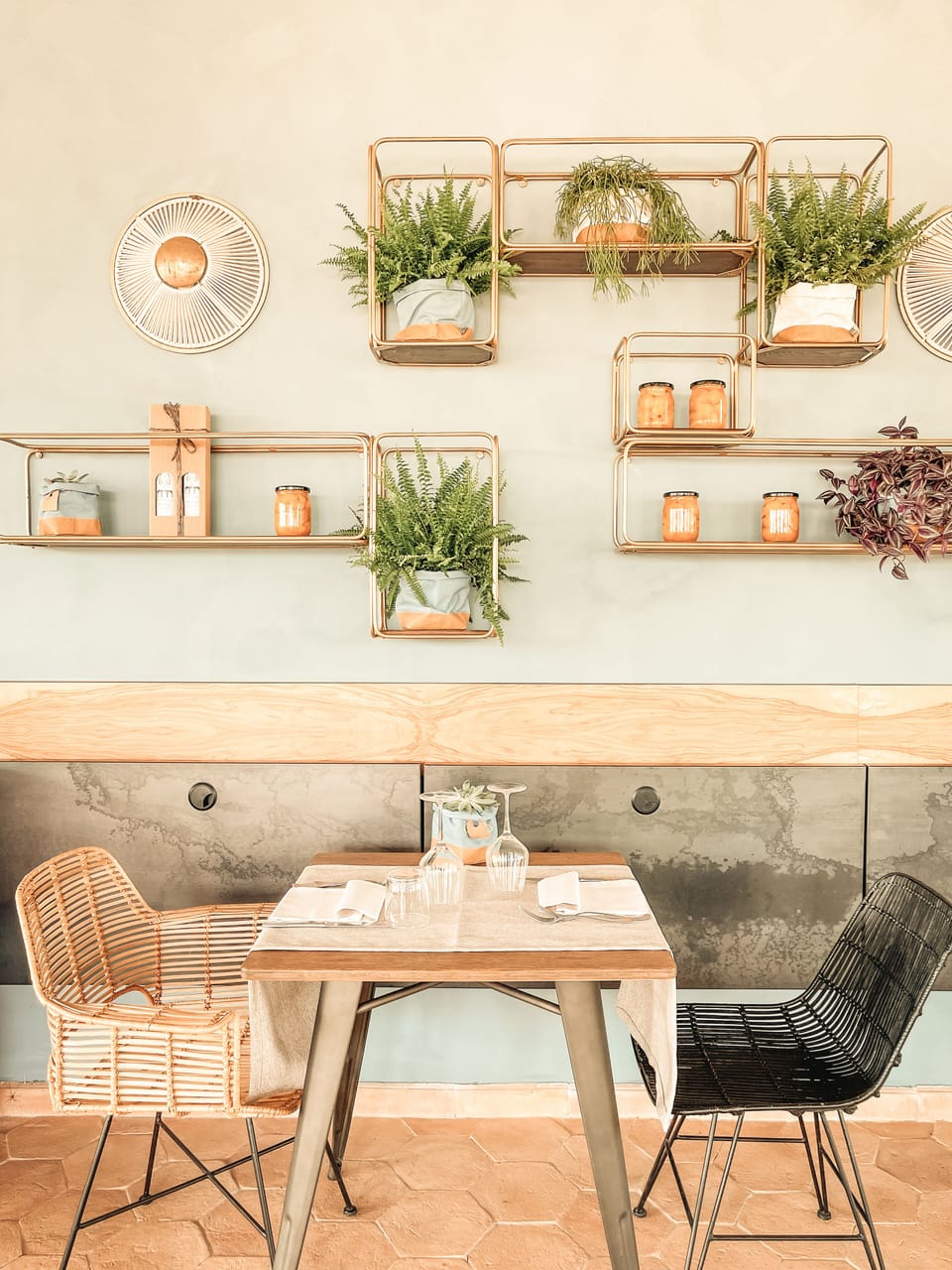 Breakfast area