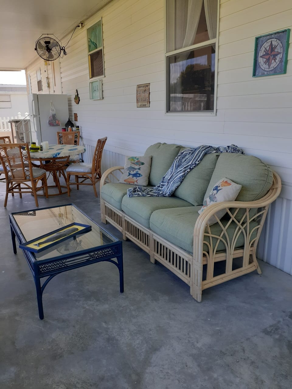 Screened in Porch