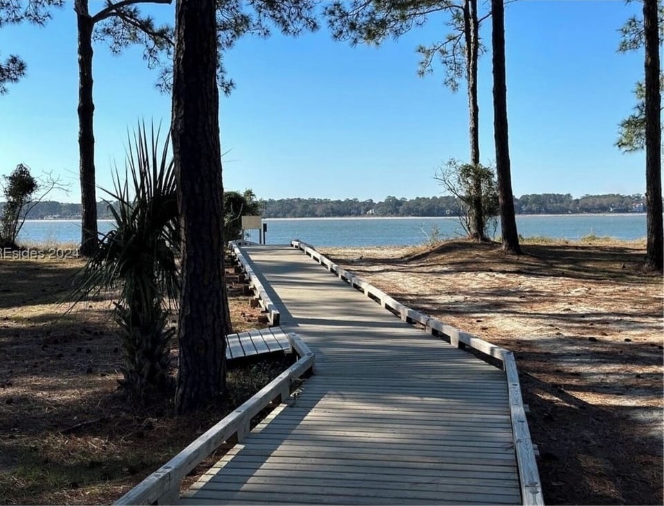 Walkway to beach