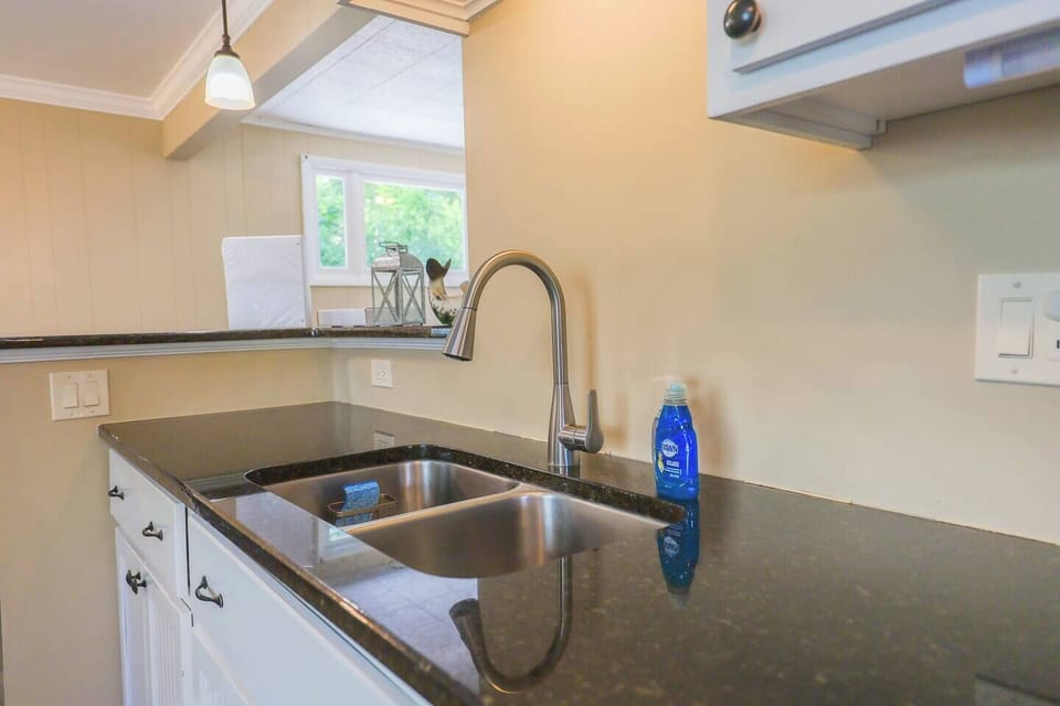 Large sink