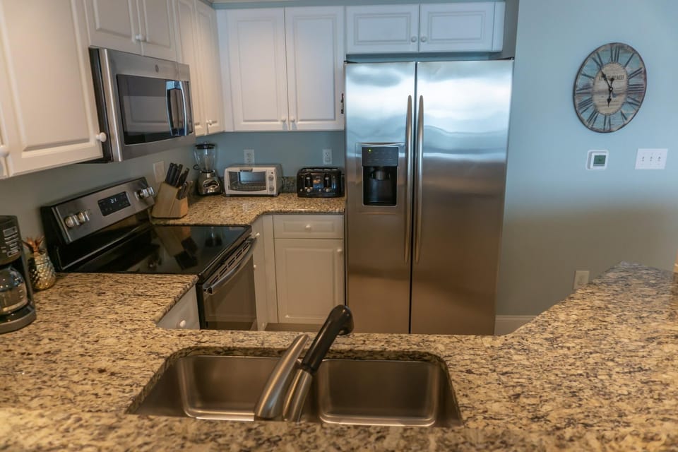 Fully equipped kitchen