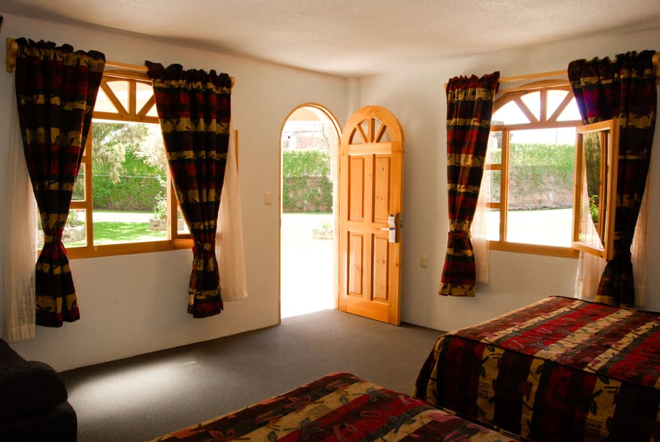 Standard Room | WiFi (free), bed sheets