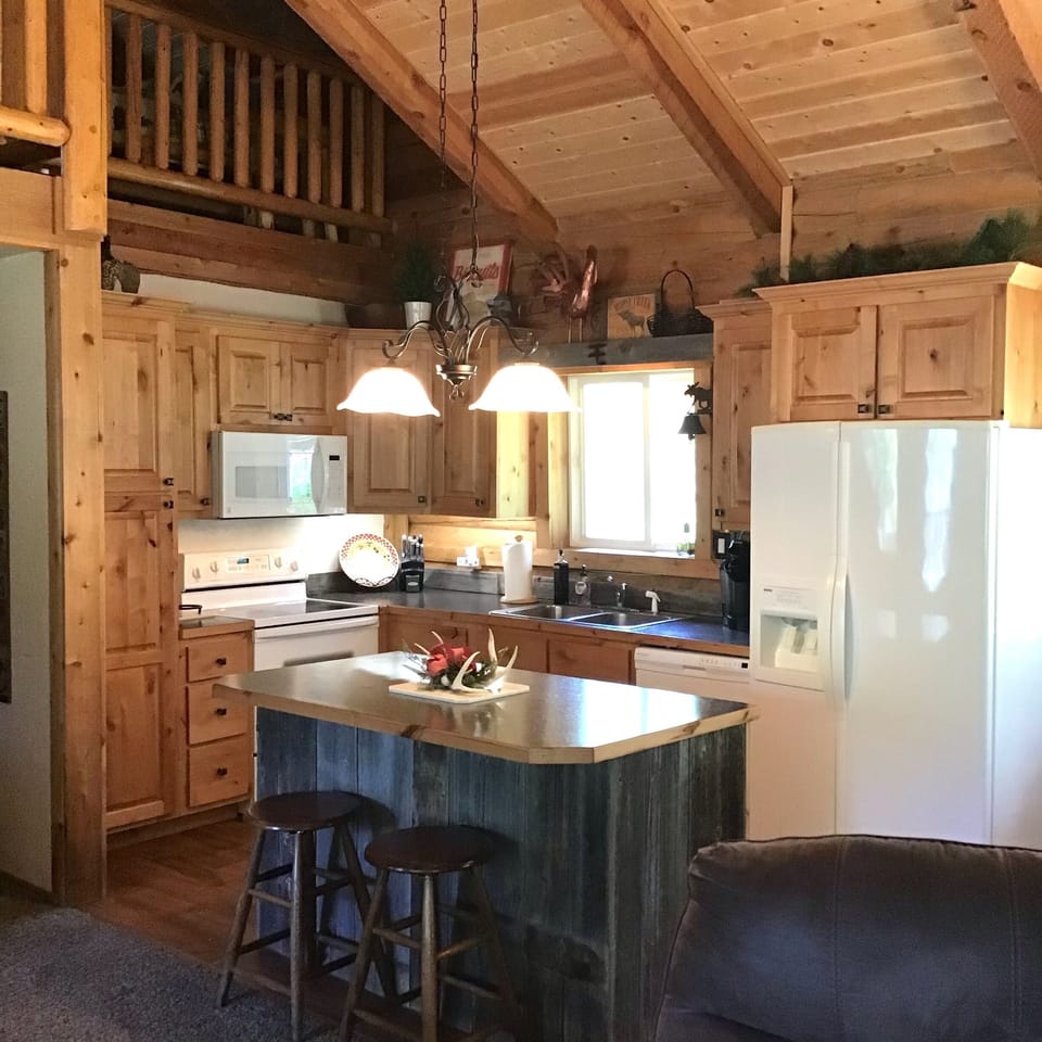 Wide View Kitchen