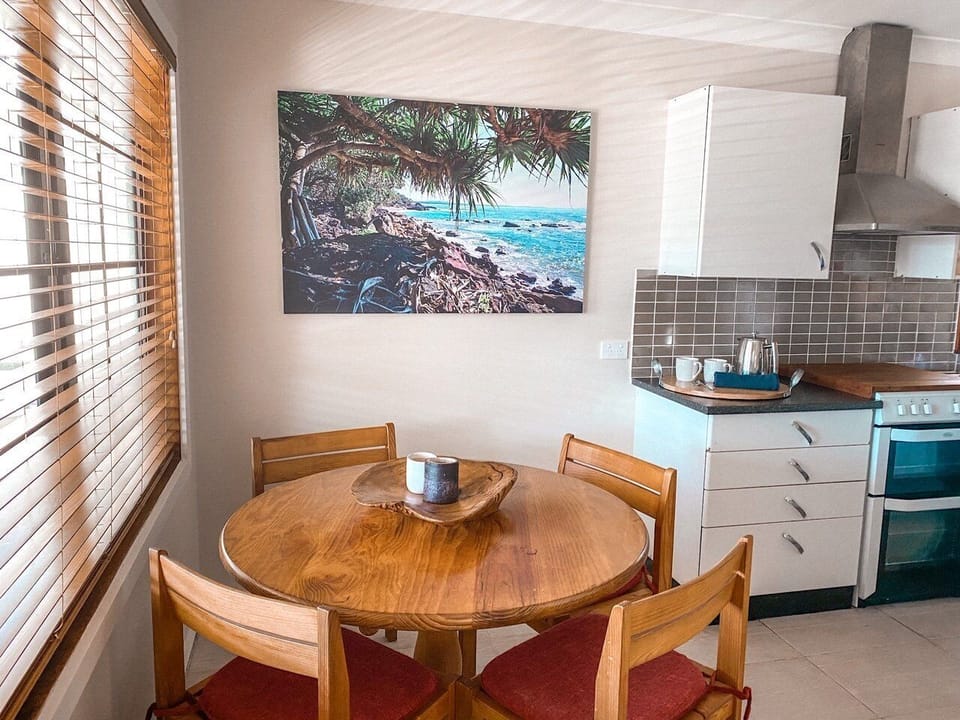 Bartletts By The Ocean - beachfront elegance