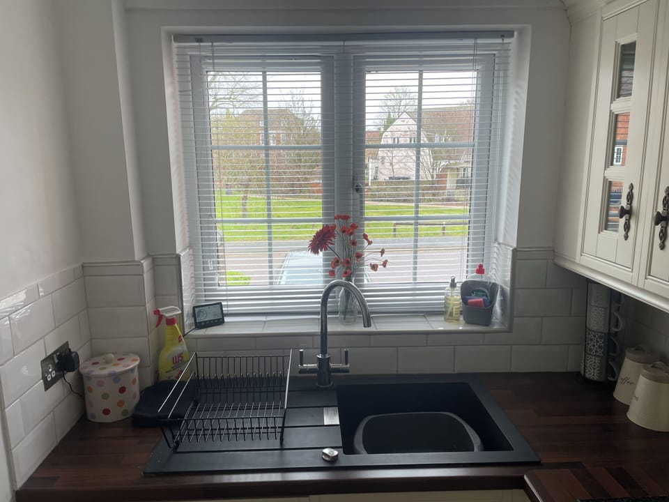 House, 2 Bedrooms, River View | Private kitchen | Fridge, microwave, electric kettle, highchair