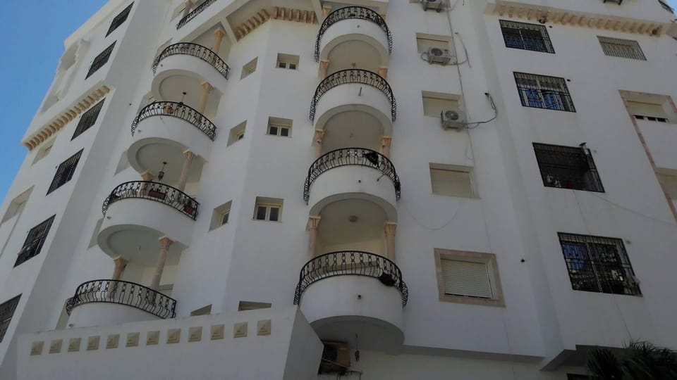 Apartment, 3 Bedrooms, Accessible, Smoking | Exterior detail
