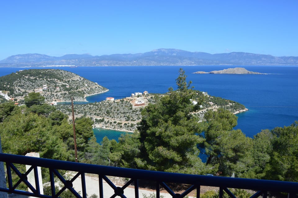 House, 2 Bedrooms, Balcony, Garden View | Property grounds