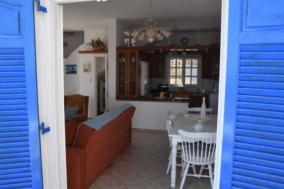 House, 2 Bedrooms, Balcony, Garden View | Interior