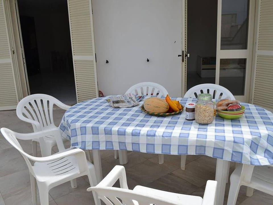 Apartment, 2 Bedrooms, Smoking, Balcony | Outdoor dining