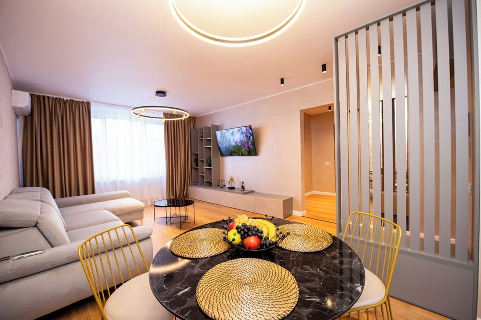 Apartment, 1 Bedroom, City View | Interior