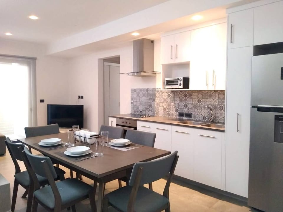 Condo, 2 Bedrooms, Private Pool, City View | Private kitchen | Microwave, coffee/tea maker, cookware/dishes/utensils