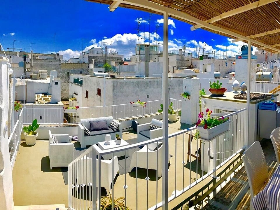 House, 2 Bedrooms, Smoking, Private Pool | Exterior