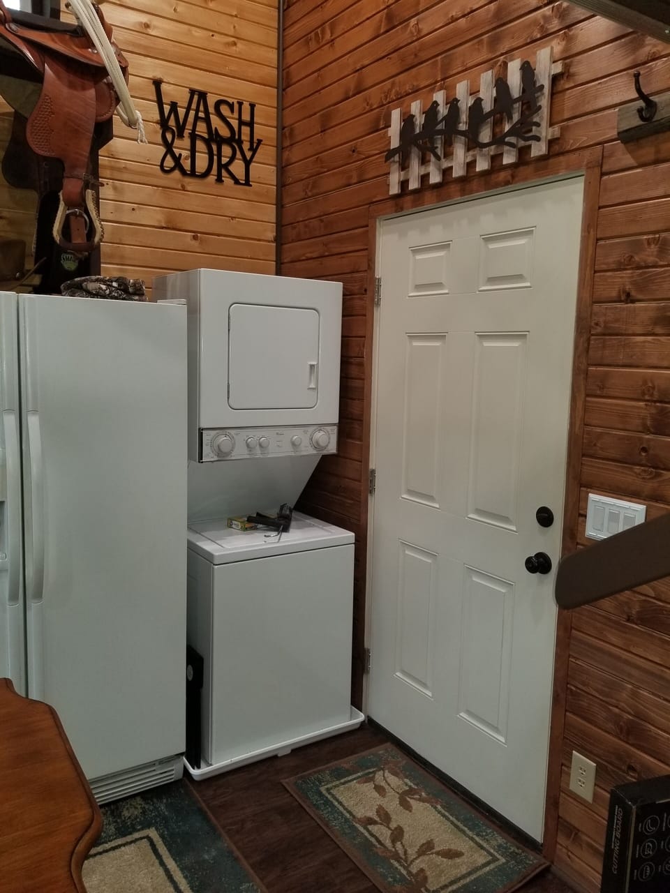 washer, dryer n fridge 