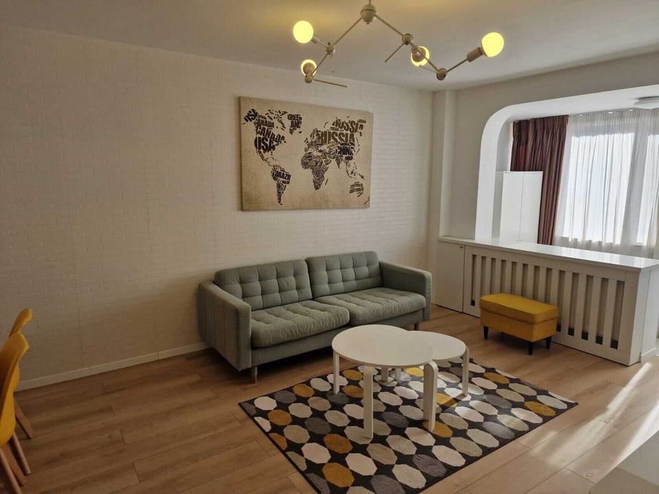 Apartment, 2 Bedrooms, City View | Living area