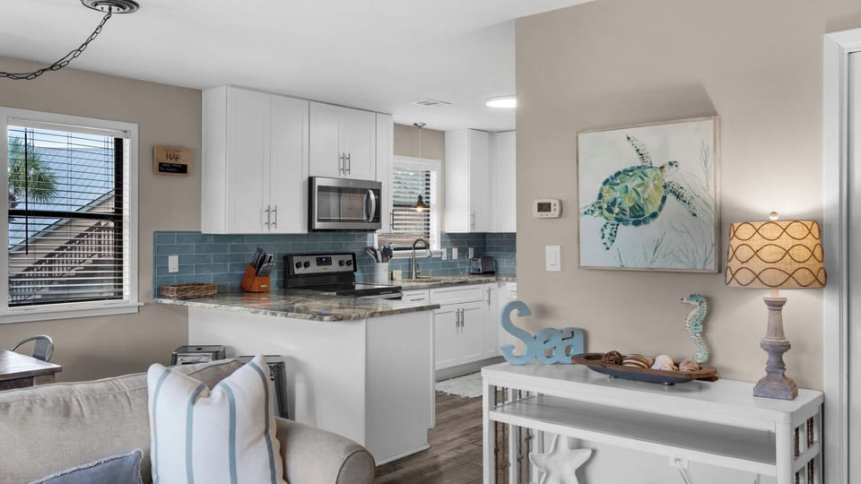 Beachwood Villas 1B - Kitchen