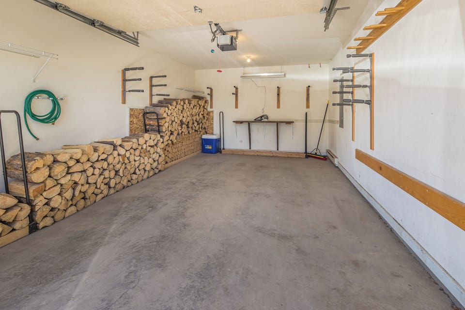 Garage | Main Level