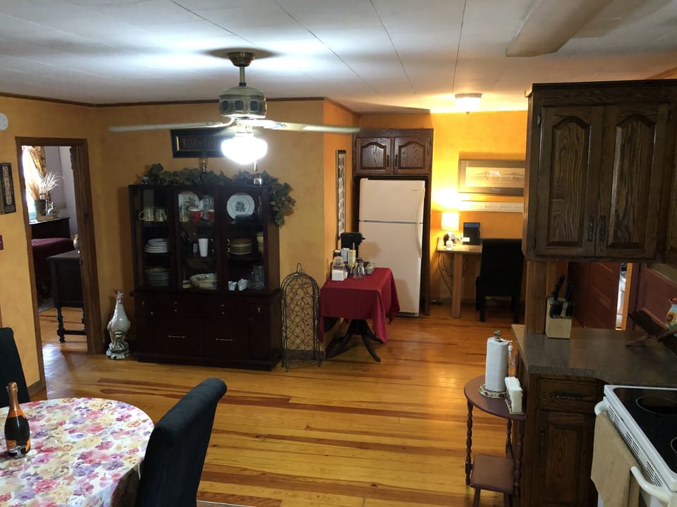  SUPER FAST WI/FI STATION