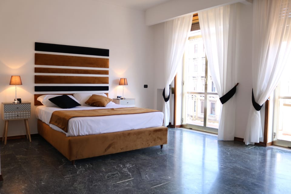 Junior Suite, Balcony | Premium bedding, down comforters, memory foam beds, minibar