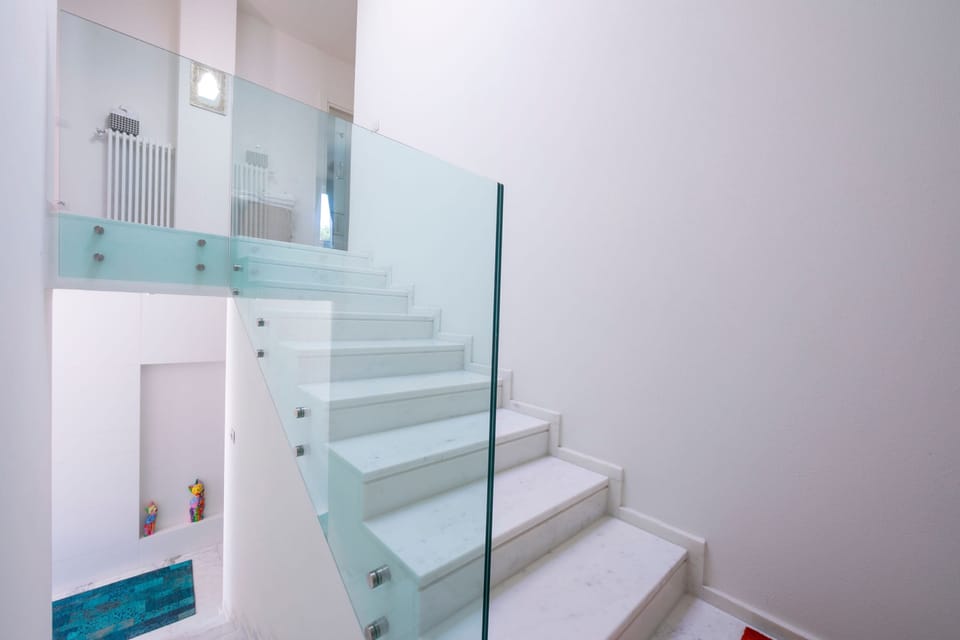 Family Villa, Multiple Bedrooms, Sea Facing (Villa Victor 100m from sea) | Staircase