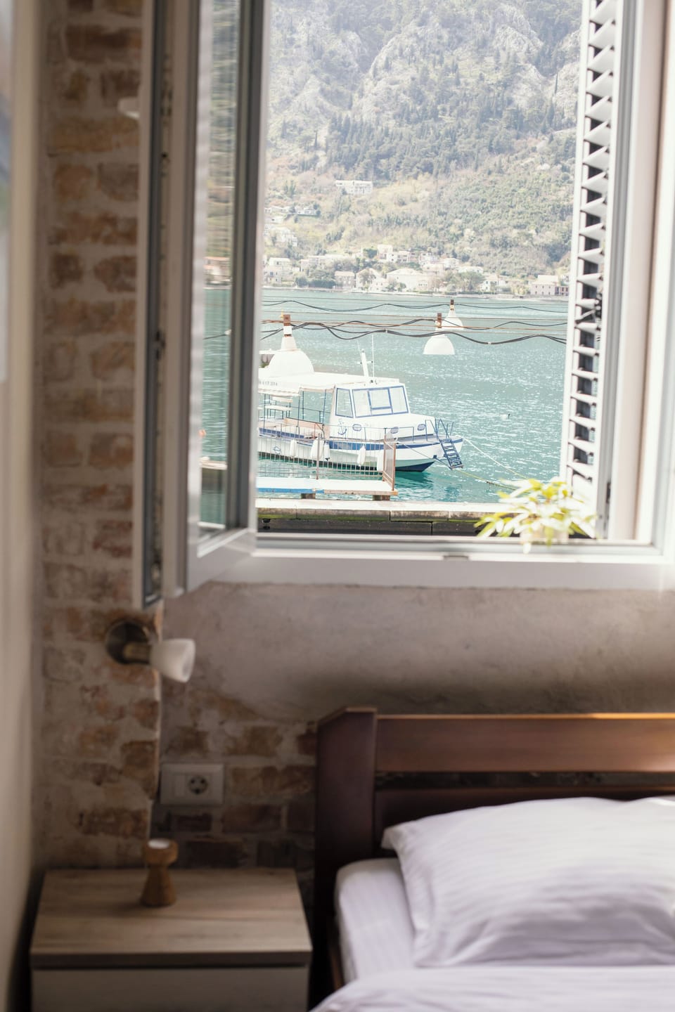 Standard Double Room, 1 Bedroom, Sea View | Free WiFi, bed sheets
