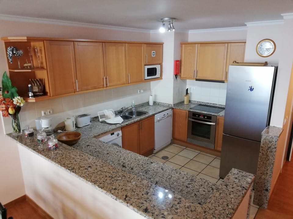 Fully equipped kitchen:
Big Fridge
Big Oven
Stove hob with 4 hotplates
