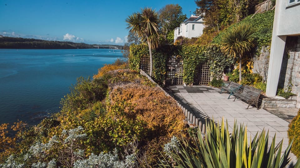 Family House, Private Bathroom, Sea View | Garden