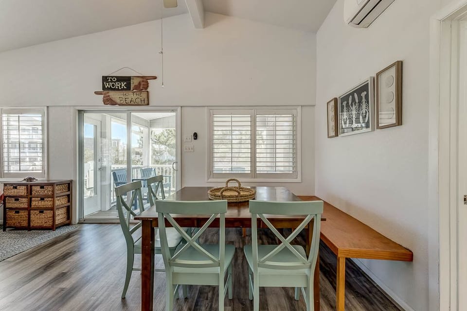 Top-Level Dining Room with Built-In Table (seats 8)