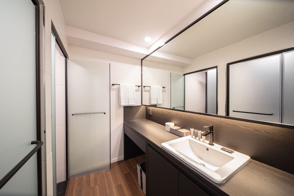 Moyen Suite | Free WiFi, bed sheets