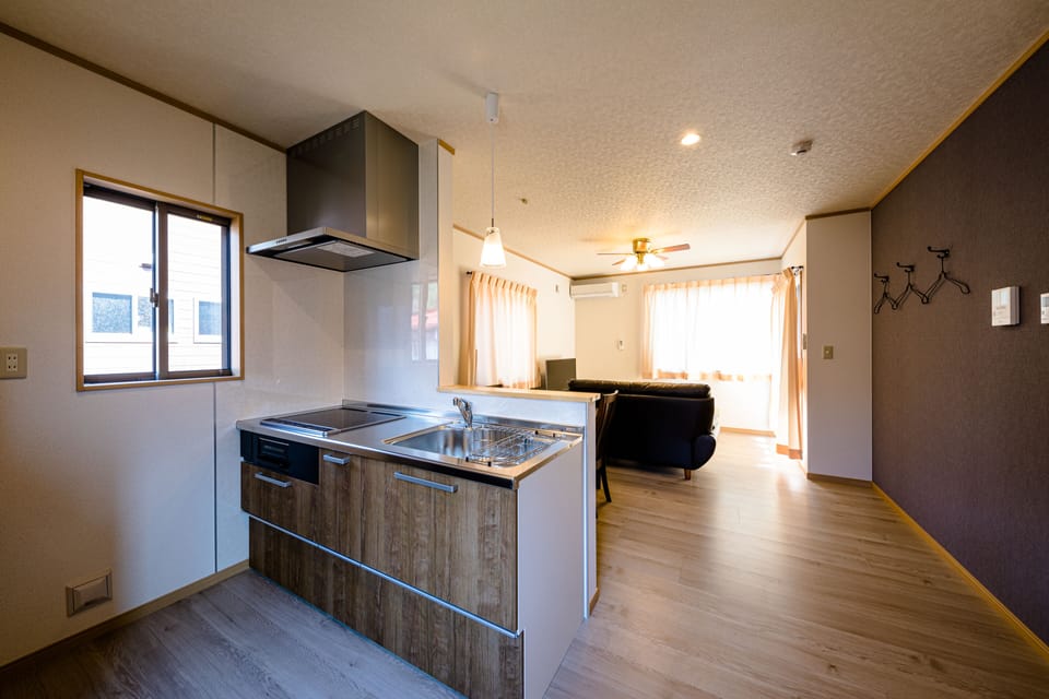 Private Vacation Home | Private kitchenette | Fridge, microwave, stovetop, electric kettle