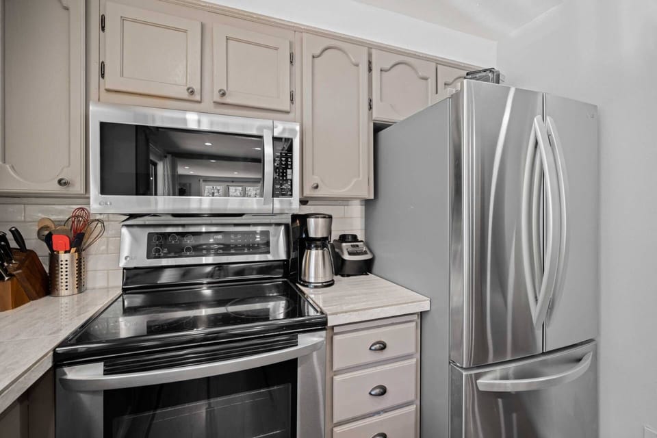 "We enjoyed this house, it's amenities, the location, and had a wonderful stay this summer!" - Gretchen