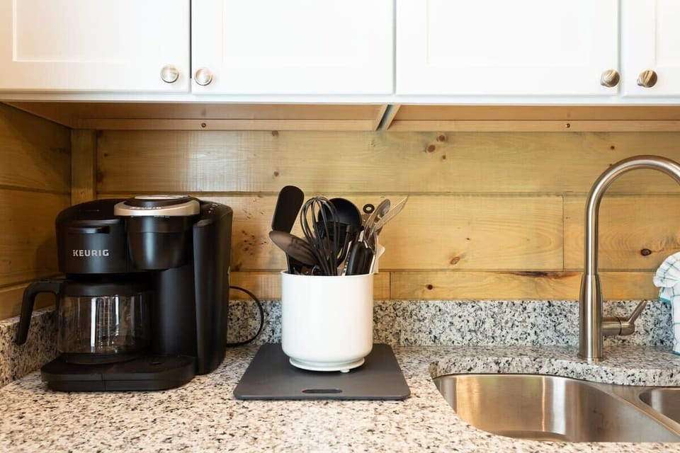 Amenities Including Keurig Regular Coffee Maker or K Cups!