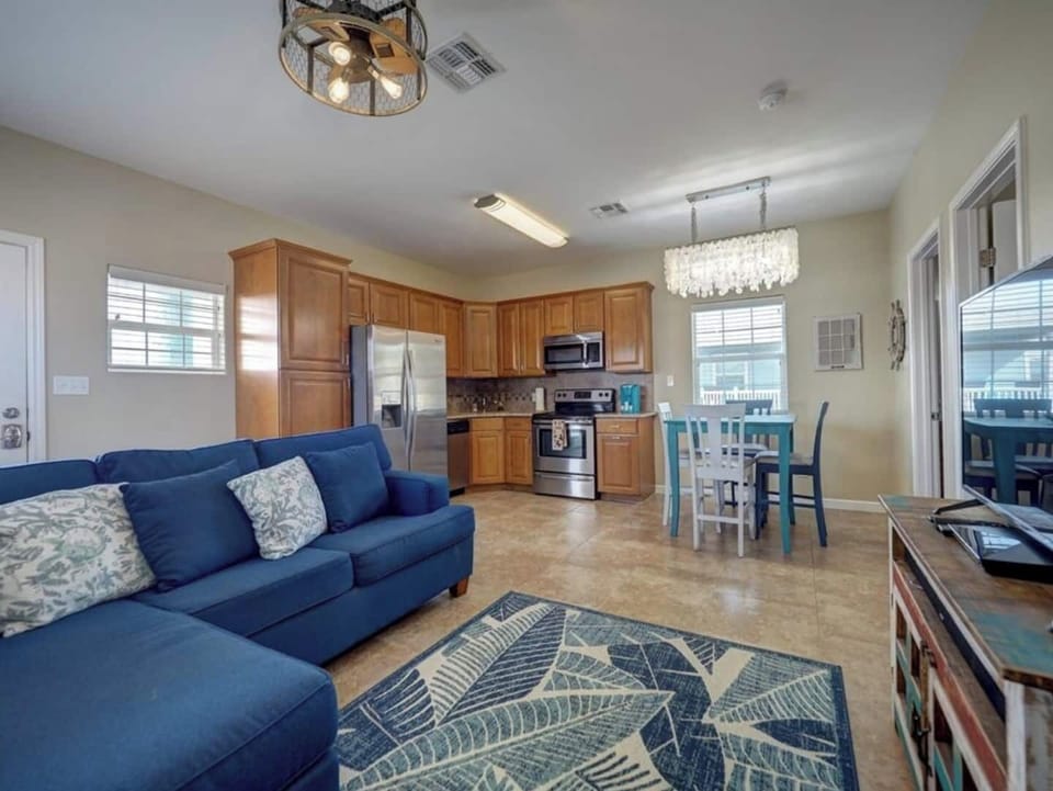 2nd floor full kitchen and living room.