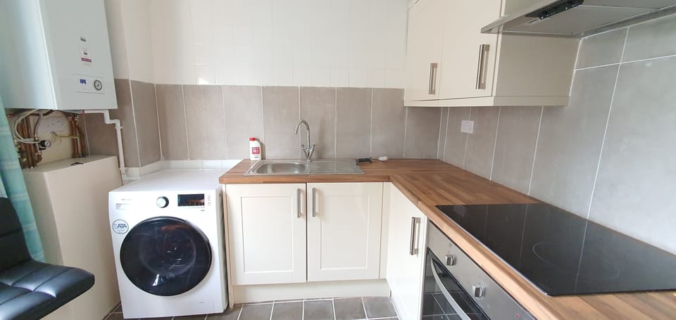 Apartment, Private Bathroom | Shared kitchen