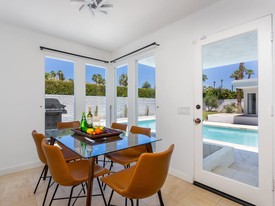 The perfect Palm Springs getaway
