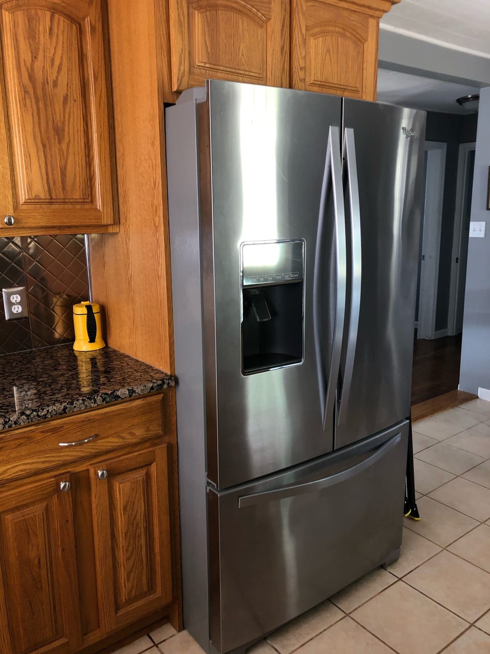Full kitchen 